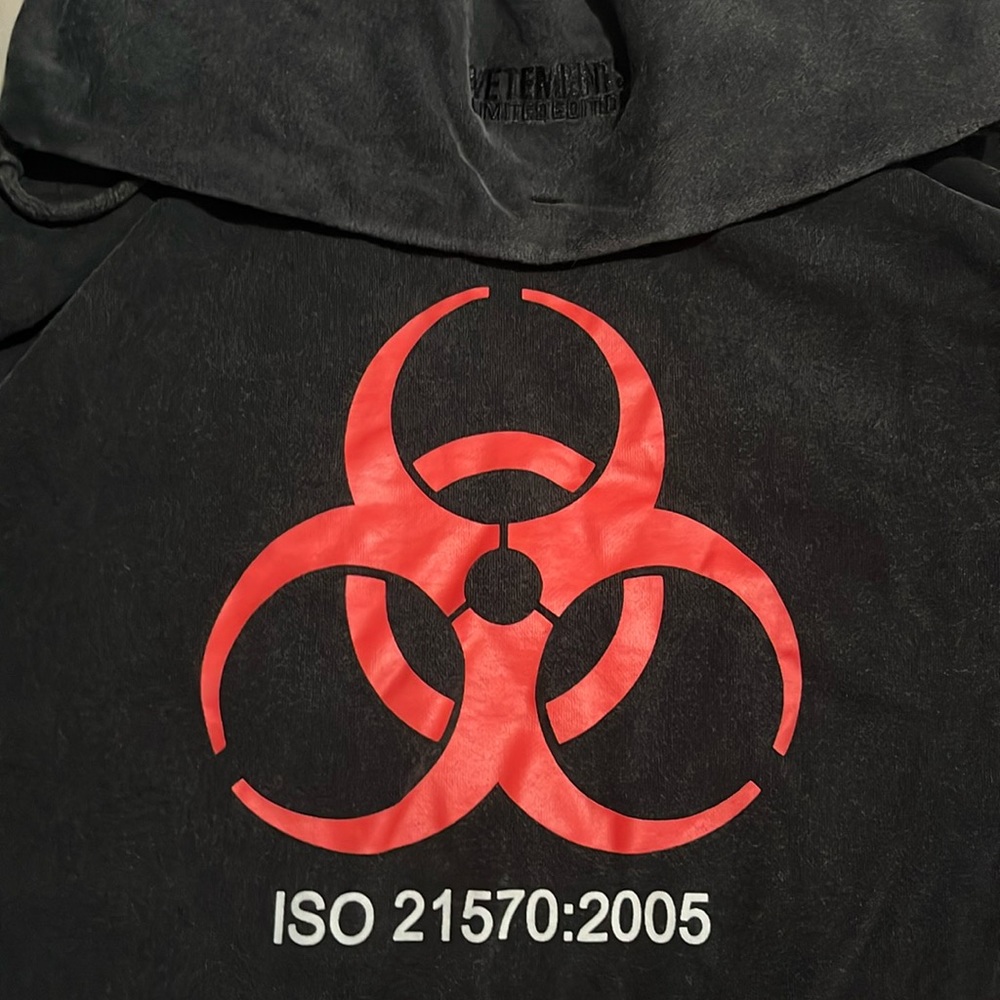 genetically modified vetements hoodie size large fits little bigger then a xl